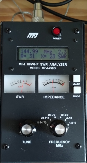 MFJ259b measures VSWR